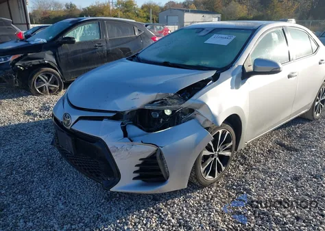 2017 Toyota Corolla Se z USA, uszkodzony, nr VIN 2T1BURHE5HC949465